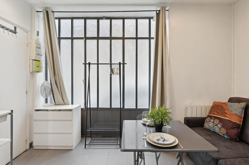 324 Suite Vanves - Superb Apartment In Parigi Esterno foto