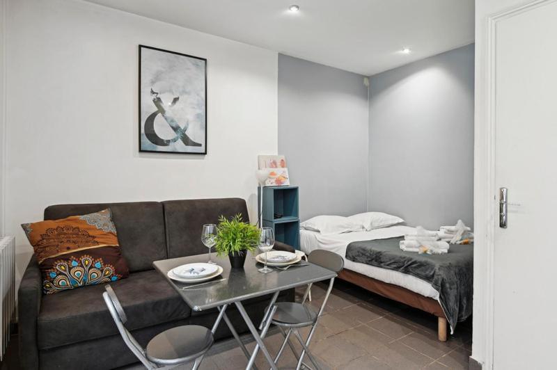 324 Suite Vanves - Superb Apartment In Parigi Esterno foto